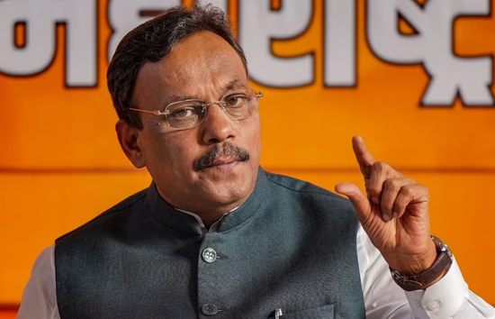 महाराष्ट्र : भाजपा नेता विनोद तावड़े के खिलाफ FIR, पैसे बांटने के आरोप में चुनाव आयोग ने लिया एक्शन