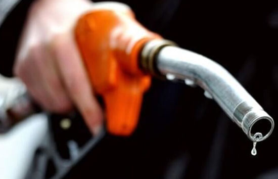 Petrol Diesel Price : रविवार को बदल गए पेट्रोल-डीजल के दाम, चेक करें ताजा रेट