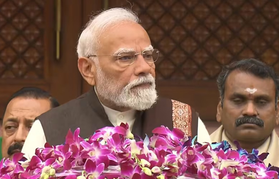 बजट सत्र से पहले प्रधानमंत्री मोदी ने मीडिया को किया संबोधित, बोले-रिफॉर्म एक्सप्रेस पर चल पड़े 