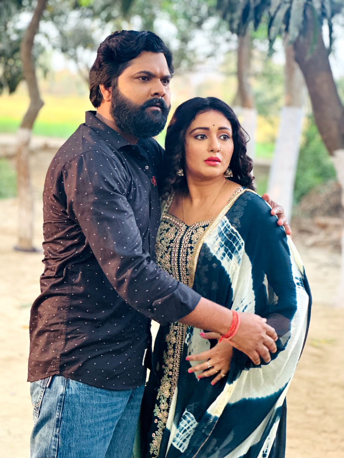 देसी स्टार समर सिंह व मणि भट्टाचार्य की लव स्टोरी निर्धन एक प्रेम कहानी