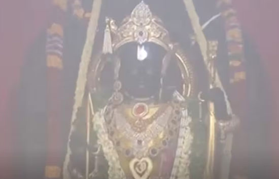 रामनवमी अयोध्या में रामलला का हुआ सूर्य तिलक, मस्तक पर काफी देर चमकती रही सूर्य की किरणें