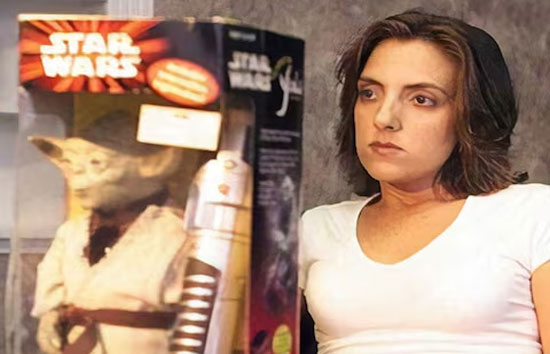 कंपनी ने अच्छी परफॉर्मेंस वाले टॉपकर्मचारी को टोयोटा देने का किया वादा, इनाम जीता तो थमा दिया खिलौना, फिर सिखाया सबक 