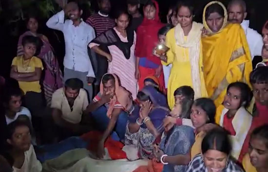 बिहार में बेमौसम आंधी-बारिश से तबाही, आकाशीय बिजली गिरने से 5 लोगों समेत कुल 61 लोगों की मौत