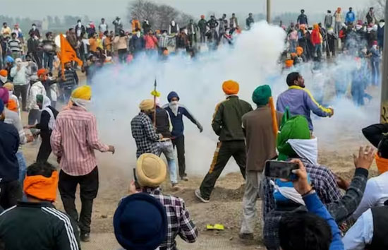किसान आंदोलन के बीच एक और पुलिसकर्मी की मौत, अब तक तीन पुलिस वालों की हो चुकी है मौत