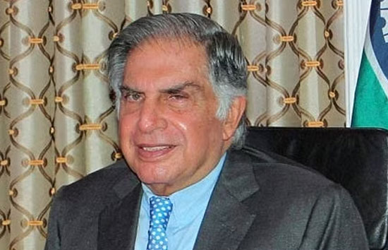 बिजनेसमैन रतन टाटा की बिगड़ी तबीयत, देर रात मुंबई के ब्रीच कैंडी अस्पताल में भर्ती