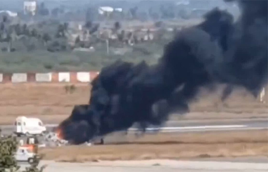 पोरबंदर के एयरपोर्ट पर लैंडिंग के वक्त कोस्टगार्ड हेलिकॉप्टर क्रैश, 3 की मौत