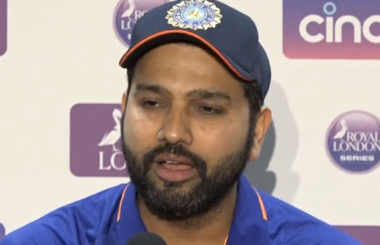 खराब फॉर्म से जूझ रहे कोहली के समर्थन में उतरे  रोहित शर्मा, कहा-वह महान बल्लेबाज हैं, किसी आश्वासन की जरूरत नहीं