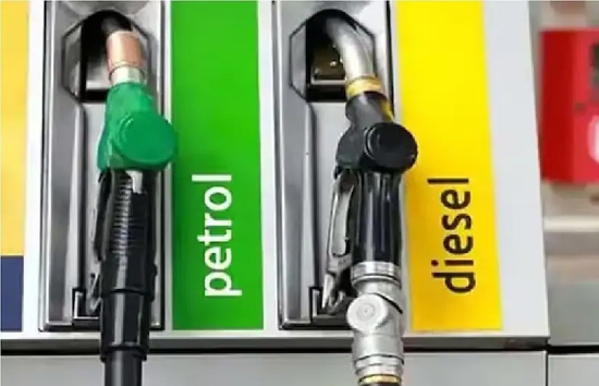 Petrol Diesel Prices Friday : पटना में 70 पैसे महंगा हुआ पेट्रोल, यूपी में बढ़े दाम, देखें आज का ताजा रेट  