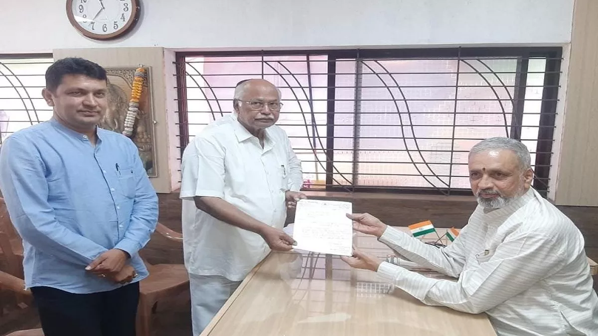 कर्नाटक विधानसभा चुनाव से पहले भाजपा को लगा तगड़ा झटका  