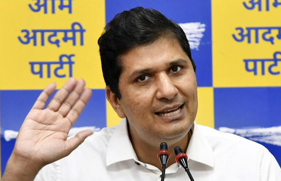 सौरभ भारद्वाज के घर पर ED ने मारा छापा, केजरीवाल बोले- सिर्फ 'AAP' के लोगों को परेशान किया जा रहा 