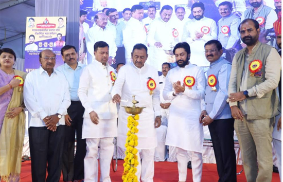 लातूर में धीरज देशमुख ने आयोजित किया इतिहास रचते हुए मराठवाड़ा का पहला एजुकेशनल कन्क्लेव