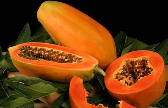 इन लोगों को नहीं खाना चाहिए पपीता, होंगे खतरनाक नुकसान  