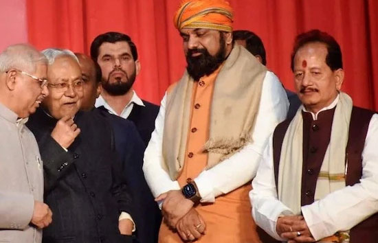 बिहार में नीतीश कुमार होंगे मुख्यमंत्री, बीजेपी ने डिप्टी सीएम के लिए फिर लगाई सम्राट चौधरी और विजय सिन्हा के नाम पर मोहर