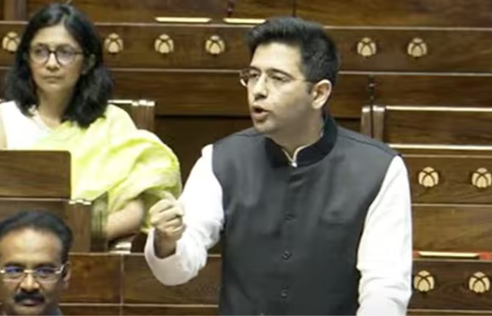 21 साल हो चुनाव लड़ने की उम्र... AAP सांसद राघव चड्ढा ने राज्यसभा में उठाया मुद्दा 