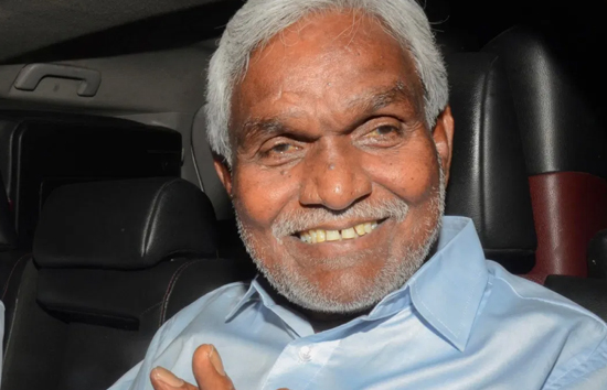 झारखंड में सियासी हलचल तेज, पूर्व CM चंपई सोरेन दिल्ली रवाना, JMM के छह विधायकों से नहीं हो पा रहा संपर्क 