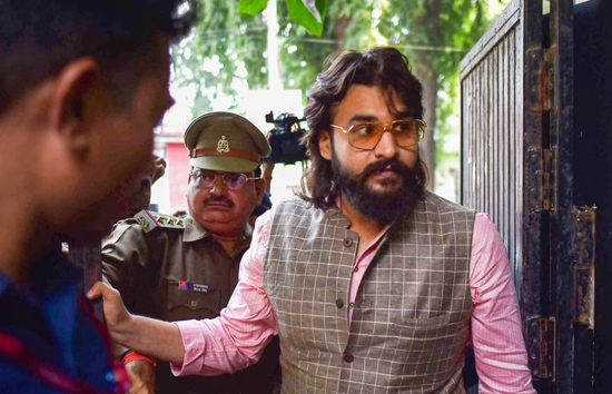 जेल से बाहर आएगा मुख्तार अंसारी का बेटा अब्बास, गैंगस्टर एक्ट मामले में सुप्रीम कोर्ट ने दी  अंतरिम जमानत