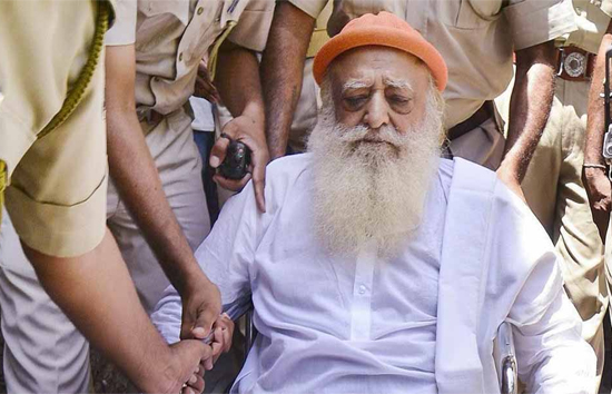 अंतरिम जमानत अवधि बढ़ाने से हाईकोर्ट का इंकार, आसाराम ने जोधपुर जेल में किया सरेंडर