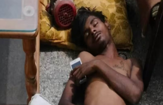 नशे की हालत में चोरी करने गया था चोर, AC की ठंडी हवा पाकर घर में ही सो गया, फिर सुबह पुलिस ने किया गिरफ्तार 