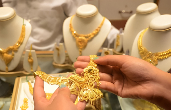 बजट के बाद सस्ता हुआ सोना या बढ़े दाम, जानें 10 ग्राम 24 कैरेट गोल्ड का रेट