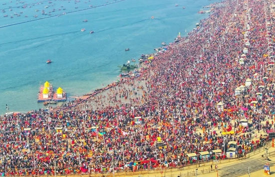 महाकुंभ में लगातार बढ़ रही श्रद्धालुओं की भीड़, अब तक 28 करोड़ से ज्यादा ने किया स्नान