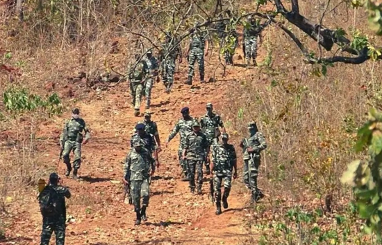 छत्तीसगढ़ : 1 करोड़ का इनामी सहित गरियाबंद में सुरक्षाबलों ने 19 नक्सलियों को किया ढेर, 16 के शव बरामद