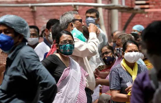 Corona Cases in India :  नहीं थम रहे कोरोना के नए केस, 24 घंटे में 13,216 नए मरीज