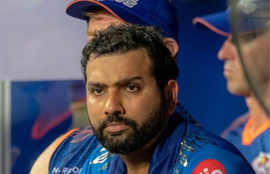 रोहित शर्मा के आईपीएल में 10 हजार रन पूरे, 500 चौके लगाने वाले 5वें बल्लेबाज बने  