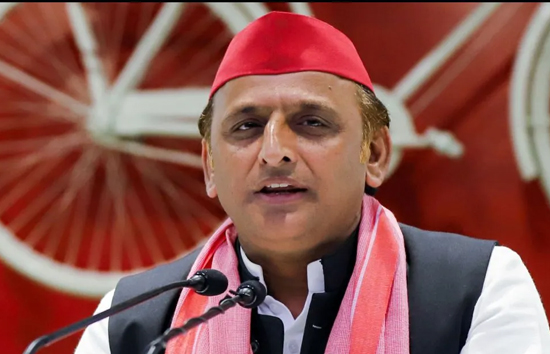 सुल्तानपुर लूटकांड : पुलिस ने एनकाउंटर में अजय यादव को किया गिरफ्तार, अखिलेश ने उठाये सवाल, कहा-गोली सिर्फ टांग में ही लग रही