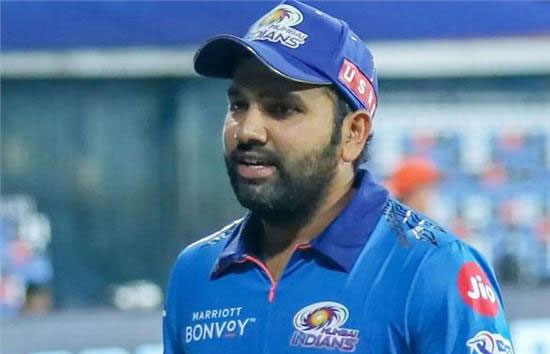 मुंबई इंडियंस के लिए खेलते हुए रोहित शर्मा ने पूरे किए 10 साल 