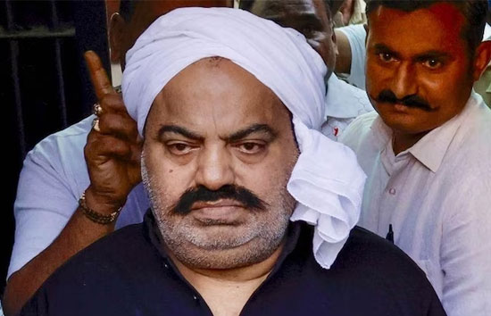 उमेश पाल हत्याकांड : फिर प्रयागराज लाया जा रहा अतीक अहमद, बोला- मारना चाहते हैं