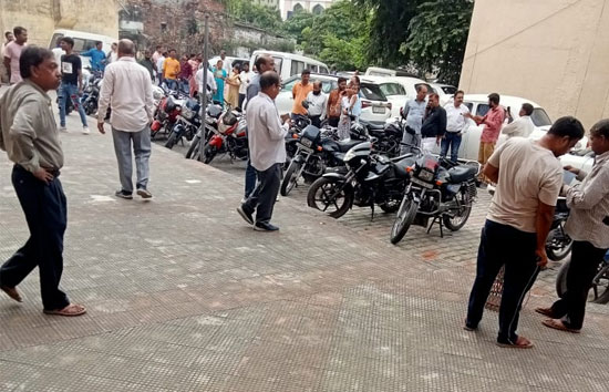 Earthquake : लखनऊ, दिल्ली-NCR सहित उत्तर भारत में महसूस हुए भूकंप के तेज़ झटके, 6.2 थी तीव्रता, देर तक कांपती रहती धरती