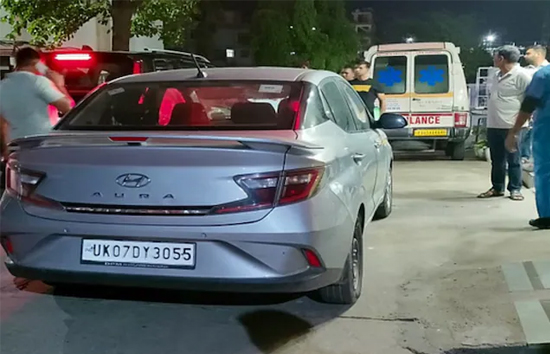 बागेश्वर धाम : हनुमंत कथा से लौट रहे परिवार के सात लोगों ने की आत्महत्या, बंद गाड़ी में मिले शव 