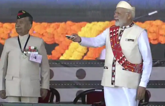 पीएम मोदी ने अरुणाचल प्रदेश में ग्रीनफील्ड हवाई अड्डे और 600 मेगावाट के कामेंग हाइड्रो पावर स्टेशन का किया उद्घाटन