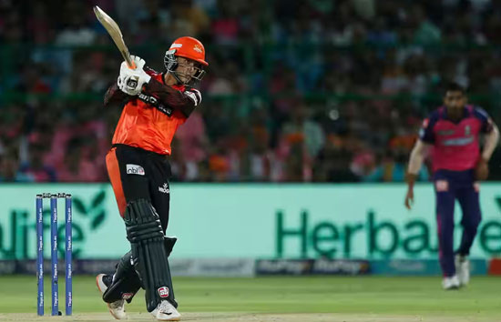 RR vs SRH : हैदराबाद ने राजस्थान के जबड़े से छीनी जीत, आखिरी गेंद पर पलट गया पूरा मैच 