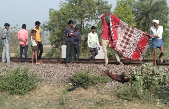 बाराबंकी : देवर-भाभी का सात साल से था संबंध, जानकारी होने पर ट्रेन के सामने लगाई छलांग