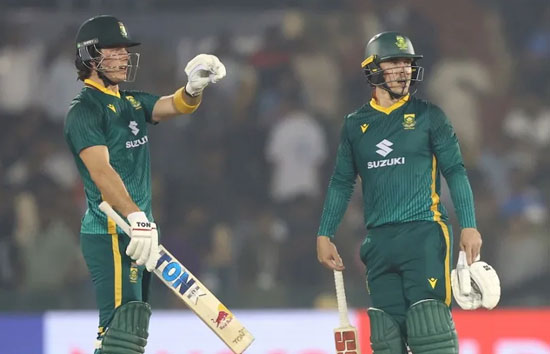 विराट-ऋतुराज का शतक बेकार,  एडेन मार्करम की तूफानी पारी से साउथ अफ्रीका ने भारत दूसरे वनडे में हराया, सीरीज 1-1 से बराबर