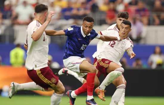 FIFA World Cup 2026 : ओयारजाबाल-पोरो के गोल से स्पेन फाइनल में, फ्रांस लगातार तीसरी बार चूका 