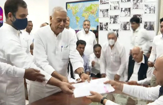 विपक्ष की की ओर से यशवंत सिन्हा ने राष्ट्रपति पद के लिए दाखिल किया नामांकन, राहुल और अखिलेश रहे मौजूद