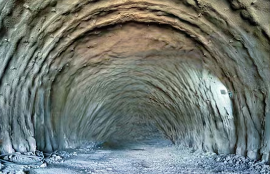 भारत बना रहा अरब सागर के 7 किलोमीटर नीचे लंबी सुरंग, अंदर 320 Kmph की स्‍पीड से दौड़ेंगी ट्रेन