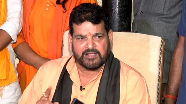 बृजभूषण शरण सिंह का समर्थन करने पर बिहार के आरा जिले में टोल प्लाजा पर तैनात सुपरवाइजर बलवंत सिंह की हरियाणा के बाउंसरों ने की पिटाई 