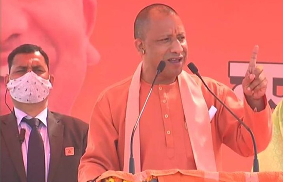 CM योगी का अखिलेश पर तंज,आज घी देने की कर रहे बात, जब मौका मिला था तब गरीबों का हजम कर गए थे