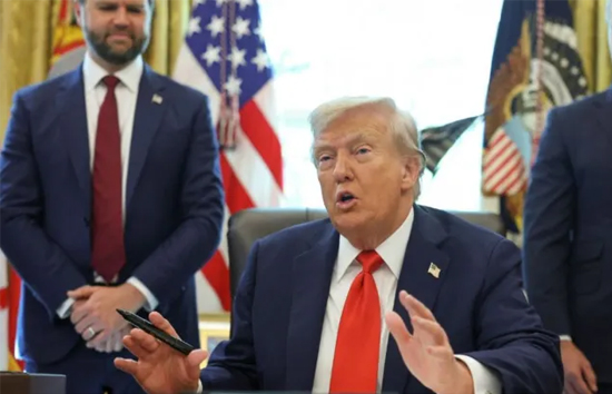 ट्रंप का दावा, कुछ ही घंटे बचे थे...जब मैंने भारत और पाकिस्तान के बीच परमाणु युद्ध रोका, जंग में गिरे थे 7 लड़ाकू विमान 