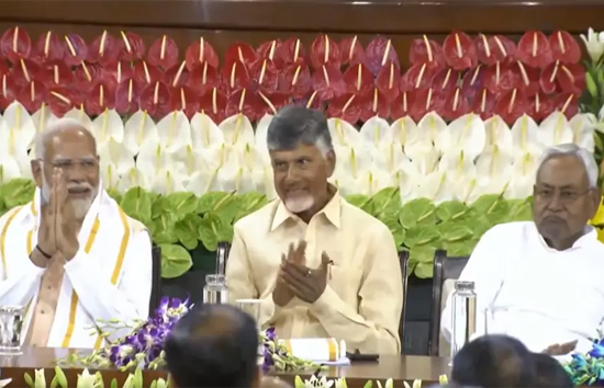 तीसरी बार नरेंद्र मोदी लेंगे प्रधानमंत्री पद की शपथ, NDA संसदीय दल की बैठक में चुने गए नेता