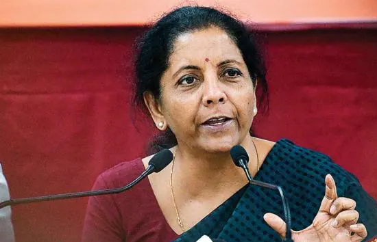 डेटा की सुरक्षा करना सीमाओं की हिफाजत करने जैसा महत्वपूर्ण : सीतारमण