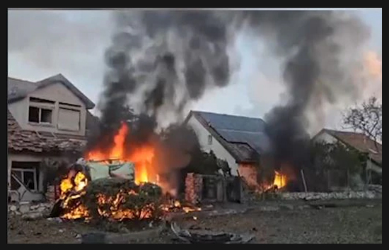 इजरायल पर हिज्बुल्लाह का अब तक का सबसे बड़ा हमला, रॉकेट, मिसाइल और ड्रोन से हमला 