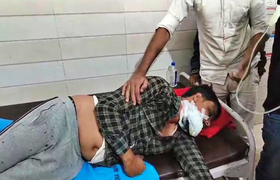 अमेठी : तेज रफ्तार में चला रहे थे कार, धूल उड़ने पर  विरोध तो मार दी गोली, हालत गंभीर