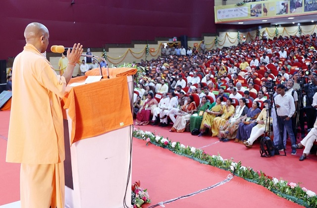 नवनिर्वाचित महापौर,नगर पालिका और नगर पंचायतों के अध्यक्षों के लिए एक दिवसीय अभिमुखीकरण कार्यशाला सम्पन्न