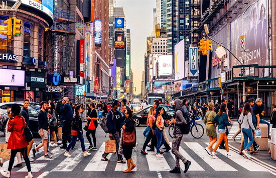 ल्यूमिनस ला रहा महिलाओं के लिए एनर्जी सेक्टर में क्रांति