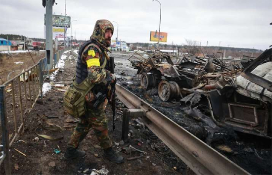 रूस में हवाई हमले तेज लेकिन शहरों के कब्जे में आई कमी