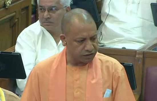 मुख्यमंत्री योगी का अखिलेश पर तंज, कहा- सदन में जमीनी धरातल की बात होती तो अच्छा होता